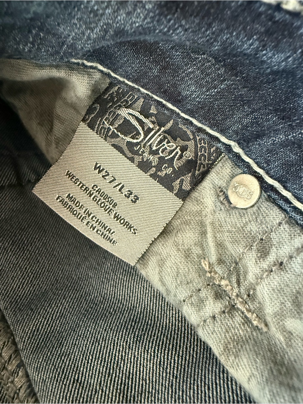 Silver Jeans Women's Dark Blue Flare Jeans - Picture 6 of 8